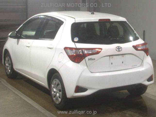 TOYOTA VITZ 2017 Image 4