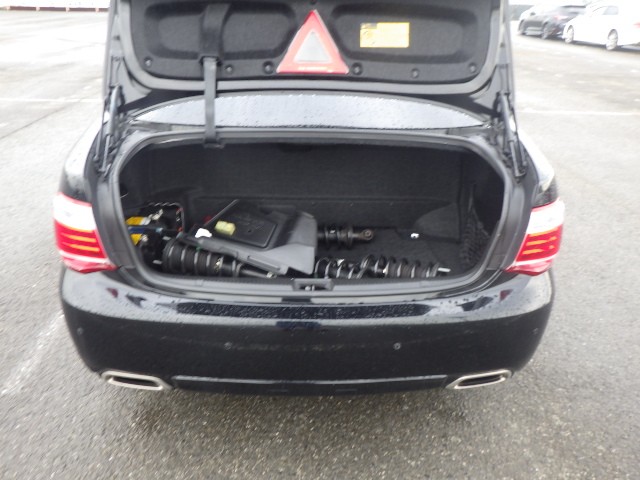 TOYOTA CROWN HYBRID 2012 Image 19