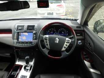 TOYOTA CROWN HYBRID 2012 Image 18