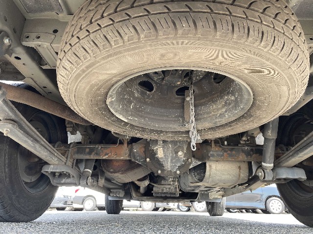 NISSAN NV350 CARAVAN 2017 Image 23