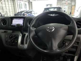 NISSAN NV350 CARAVAN 2017 Image 5