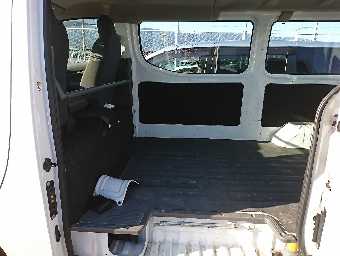 NISSAN NV350 CARAVAN 2017 Image 7