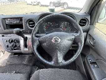 NISSAN NV350 CARAVAN 2015 Image 6