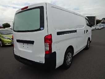 NISSAN NV350 CARAVAN 2015 Image 2