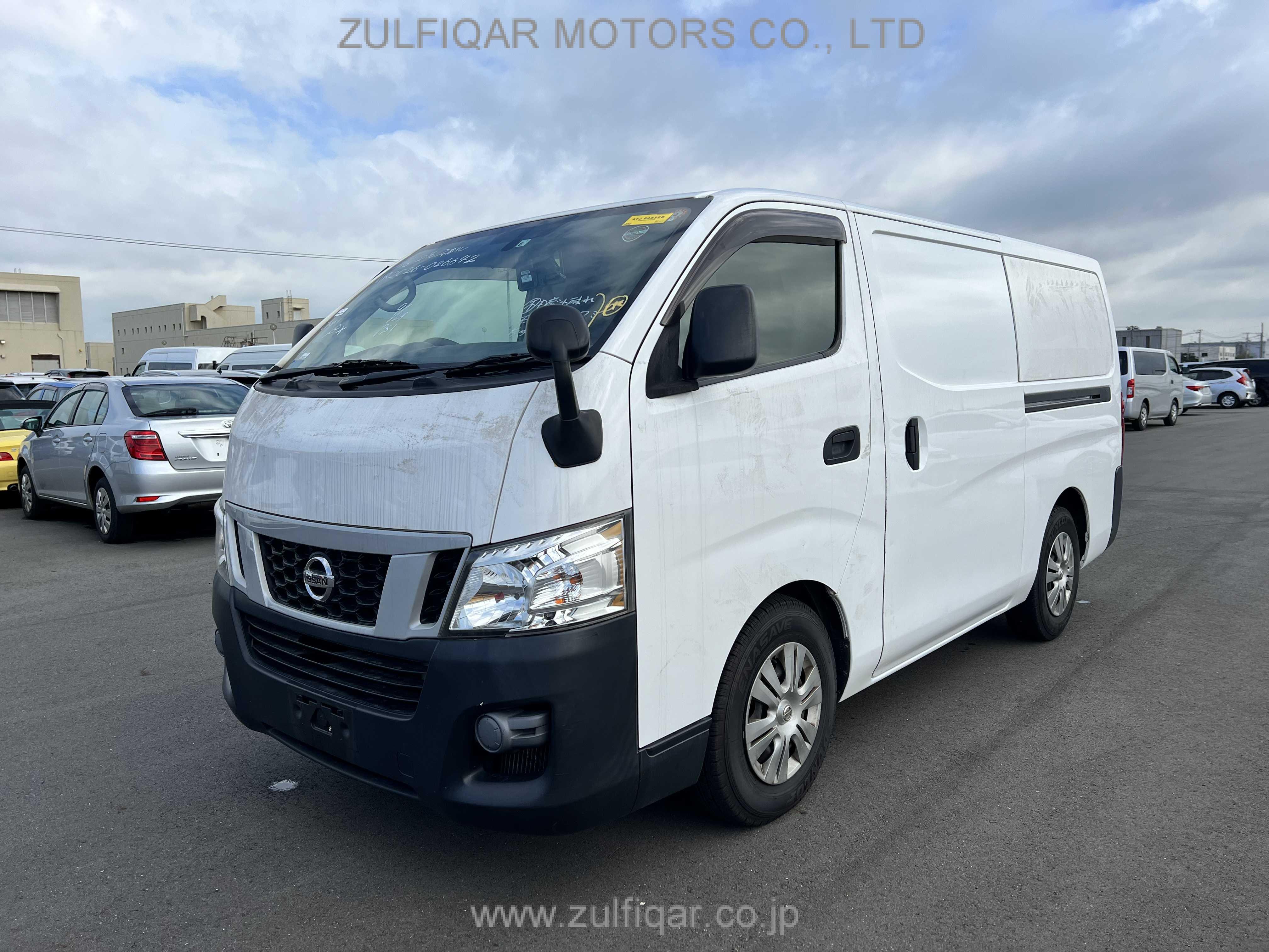 NISSAN NV350 CARAVAN 2015 Image 12