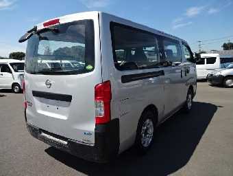 NISSAN NV350 CARAVAN 2015 Image 2