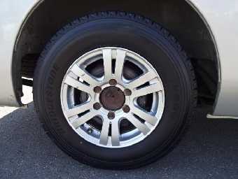 NISSAN NV350 CARAVAN 2015 Image 6