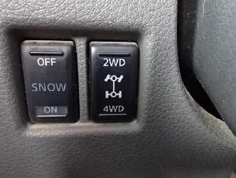 NISSAN NV350 CARAVAN 2015 Image 7