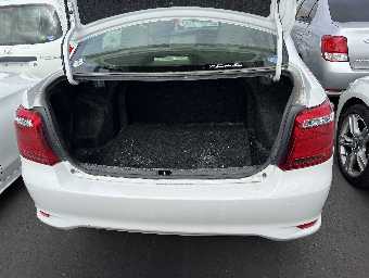 TOYOTA COROLLA AXIO 2017 Image 9