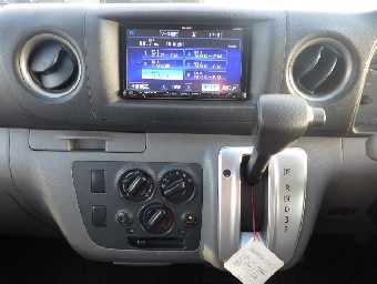 NISSAN NV350 CARAVAN 2015 Image 16