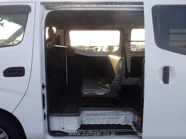 NISSAN NV350 CARAVAN 2015 Image 27