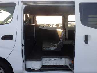 NISSAN NV350 CARAVAN 2015 Image 21