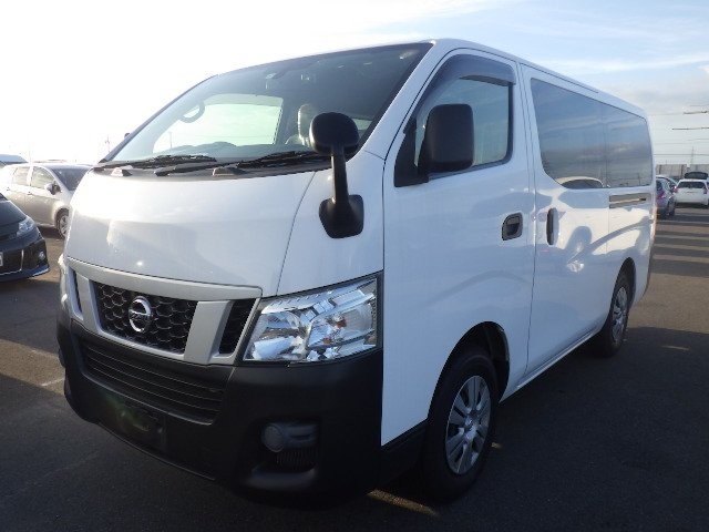 NISSAN NV350 CARAVAN 2015 Image 30