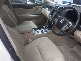 TOYOTA CROWN HYBRID 2010 Image 5