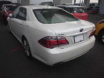TOYOTA CROWN HYBRID 2010 Image 8