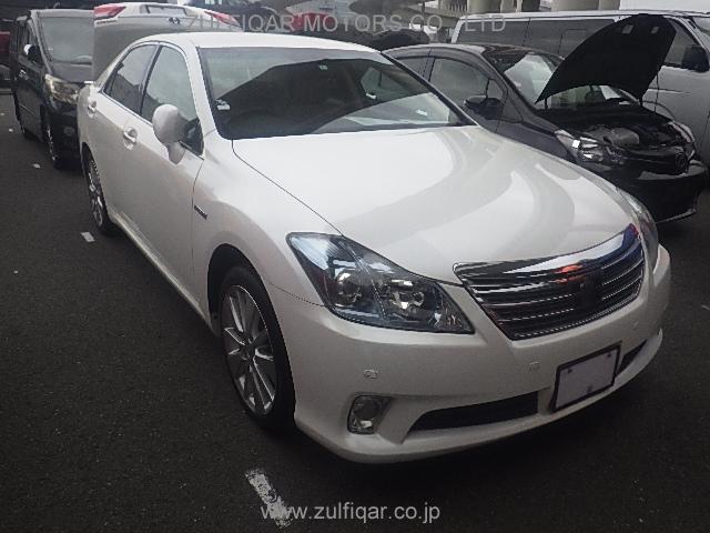 TOYOTA CROWN HYBRID 2010 Image 9