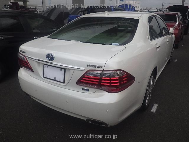 TOYOTA CROWN HYBRID 2010 Image 10