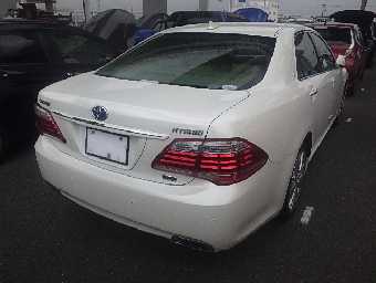TOYOTA CROWN HYBRID 2010 Image 10