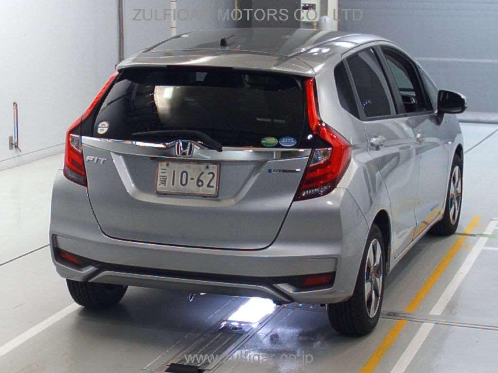 HONDA FIT HYBRID 2017 Image 2