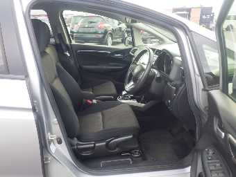 HONDA FIT HYBRID 2017 Image 19