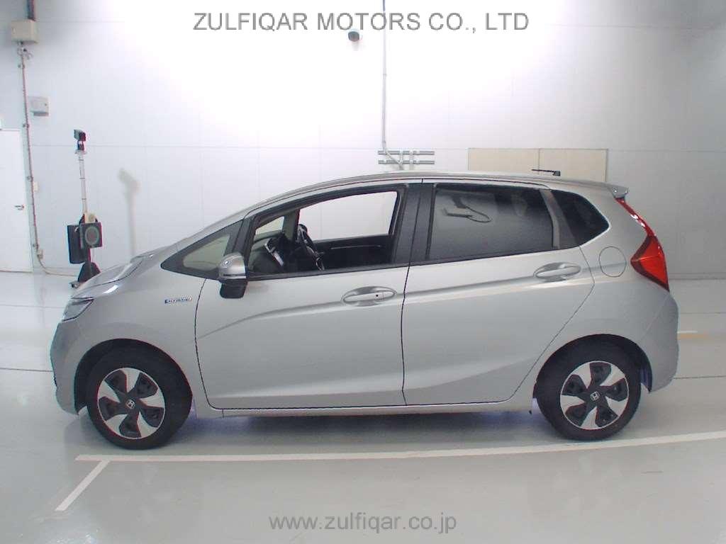 HONDA FIT HYBRID 2017 Image 4