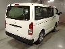 TOYOTA HIACE 2011 Image 2