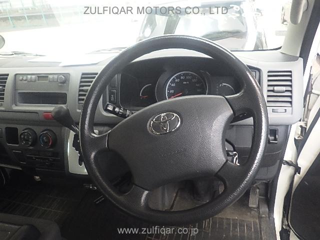 TOYOTA HIACE 2011 Image 19