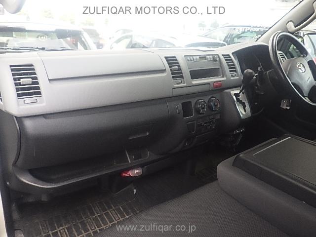 TOYOTA HIACE 2011 Image 25