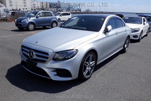 MERCEDES BENZ E CLASS 2017 Image 21