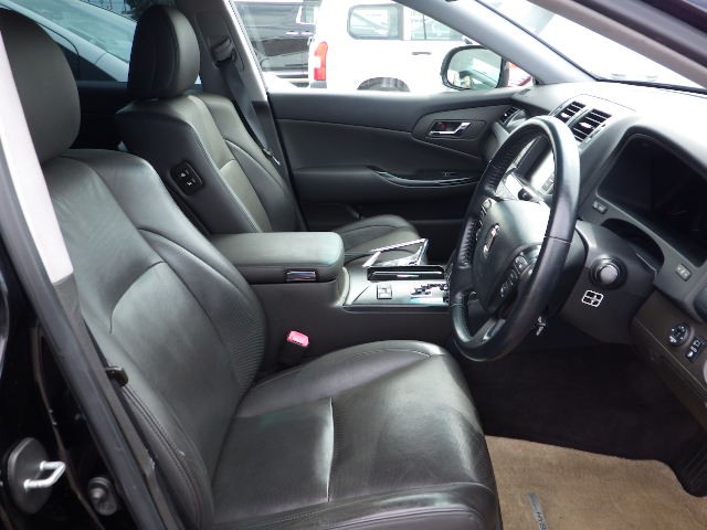 TOYOTA CROWN HYBRID 2010 Image 24