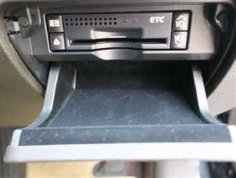 TOYOTA CROWN HYBRID 2010 Image 8