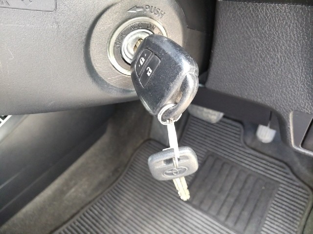 TOYOTA COROLLA AXIO 2017 Image 19