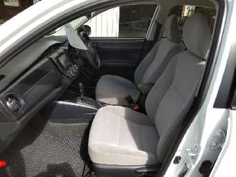 TOYOTA COROLLA AXIO 2017 Image 14