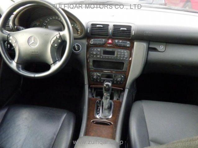 MERCEDES BENZ C CLASS 2001 Image 3