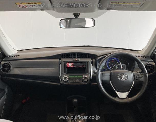 TOYOTA COROLLA AXIO 2016 Image 3