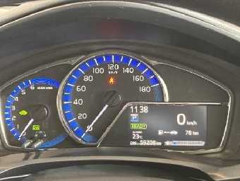 TOYOTA COROLLA AXIO 2016 Image 17