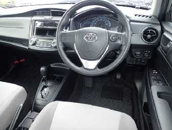 TOYOTA COROLLA AXIO 2015 Image 46