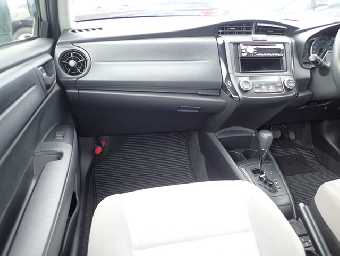 TOYOTA COROLLA AXIO 2015 Image 47