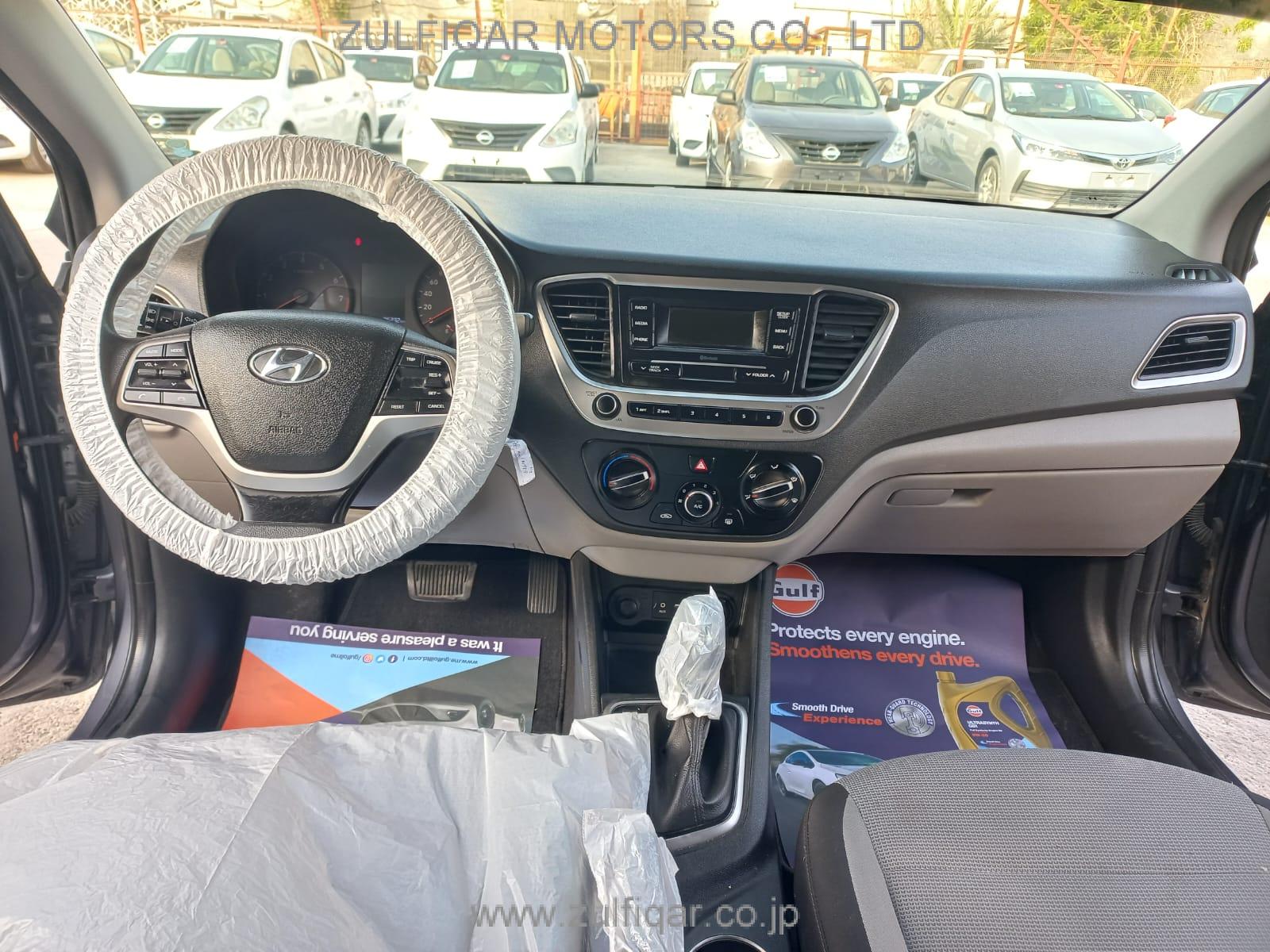 HYUNDAI ACCENT 2019 Image 12