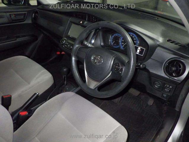 TOYOTA COROLLA AXIO 2015 Image 5