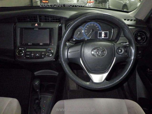 TOYOTA COROLLA AXIO 2015 Image 6