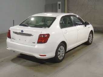 TOYOTA COROLLA AXIO 2015 Image 2