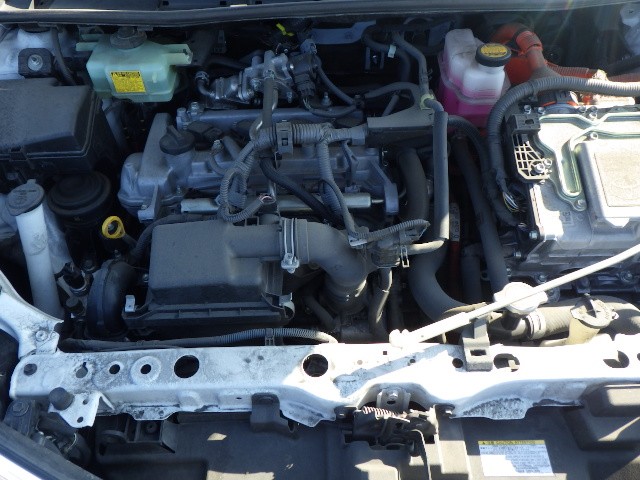 TOYOTA COROLLA AXIO 2015 Image 29