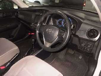 TOYOTA COROLLA AXIO 2015 Image 5