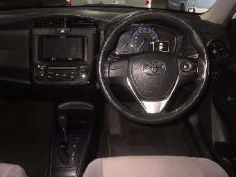 TOYOTA COROLLA AXIO 2015 Image 6