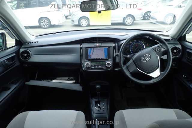 TOYOTA COROLLA AXIO 2015 Image 3