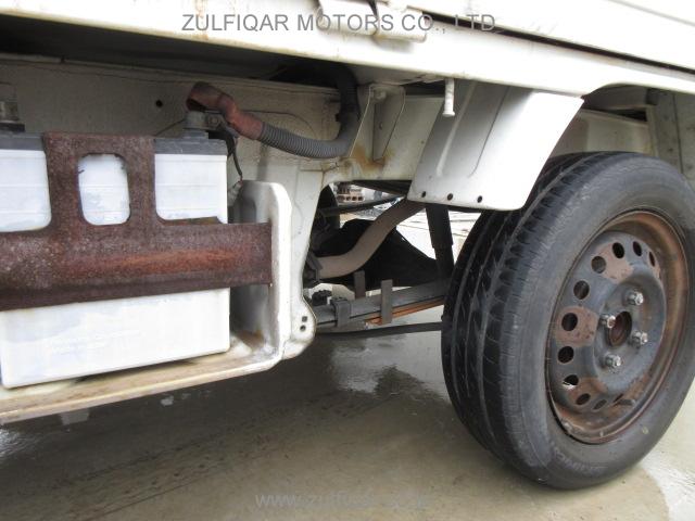 SUZUKI CARRY TRUCK 2004 Image 7