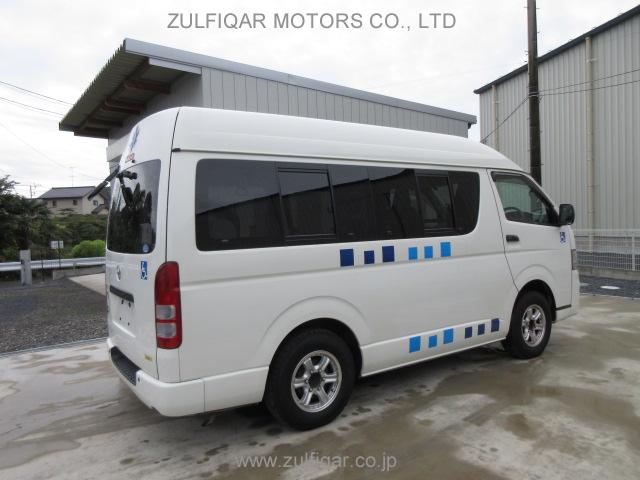 TOYOTA HIACE WAGON 2011 Image 3