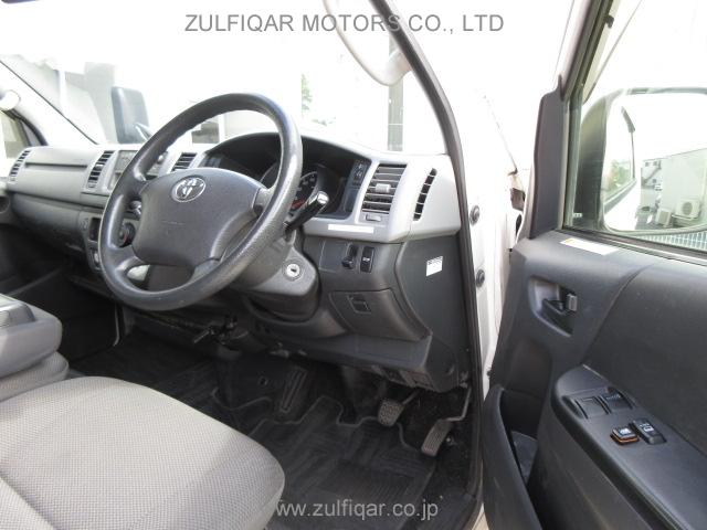 TOYOTA HIACE WAGON 2012 Image 5