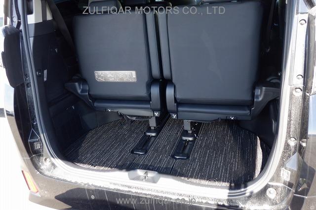 TOYOTA VELLFIRE 2018 Image 19